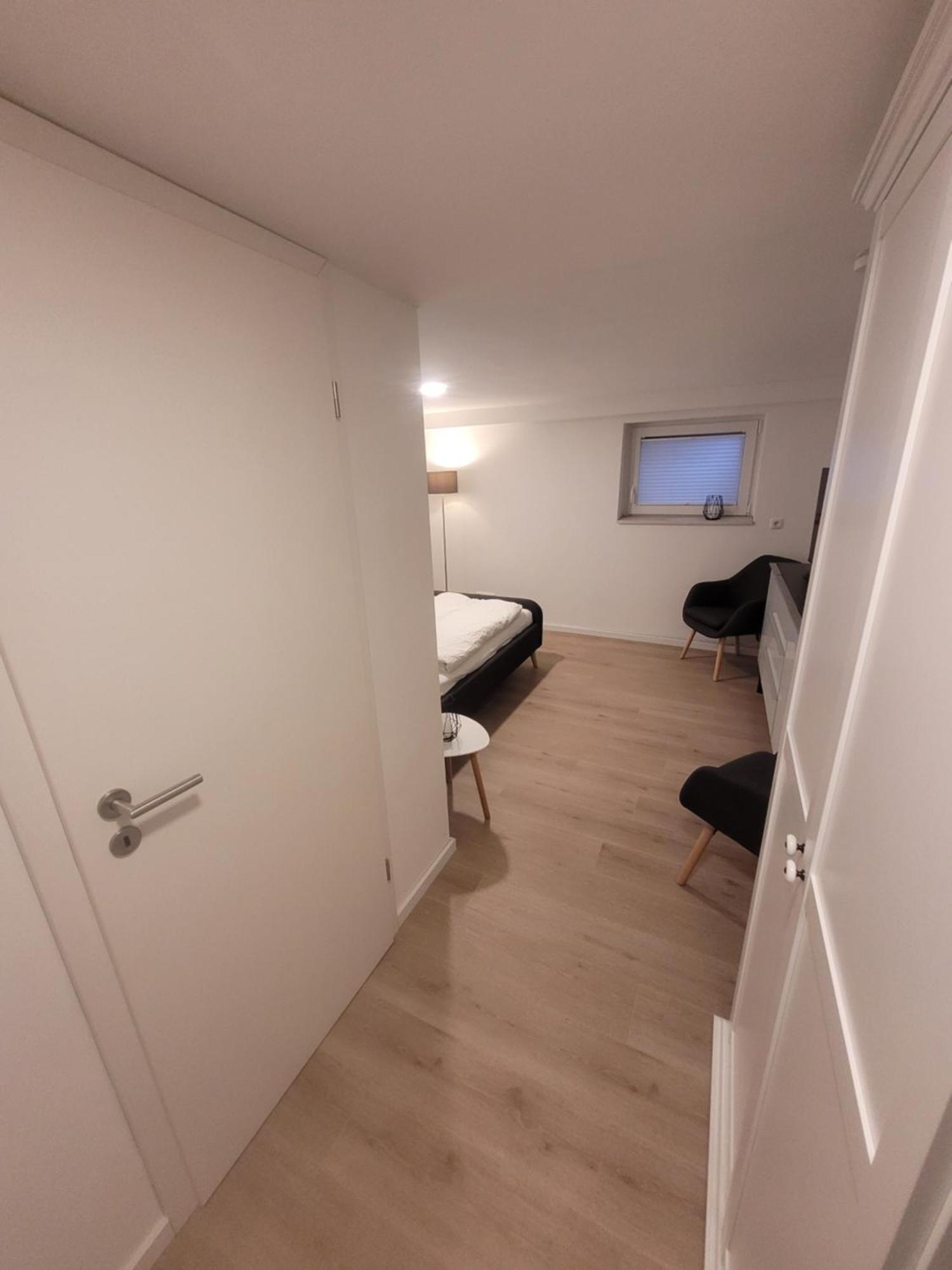 Zimmer Im Souterrain Mit Eigenem Bad 첼레 외부 사진